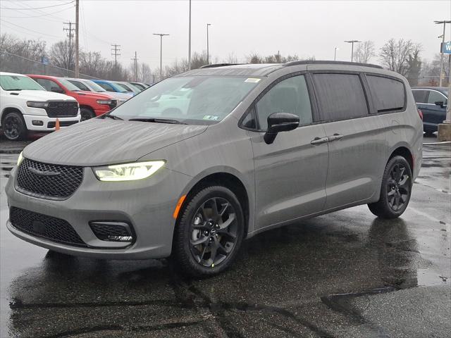 2025 Chrysler Pacifica PACIFICA LIMITED AWD