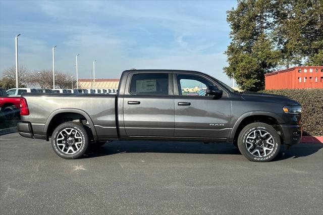 2025 RAM Ram 1500 RAM 1500 LARAMIE CREW CAB 4X4 64 BOX
