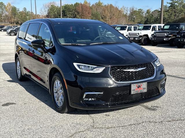 2025 Chrysler Pacifica PACIFICA SELECT