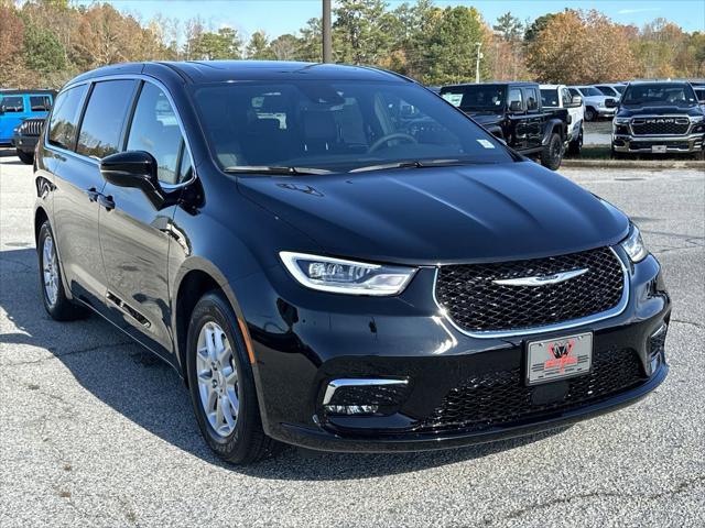 2025 Chrysler Pacifica PACIFICA SELECT