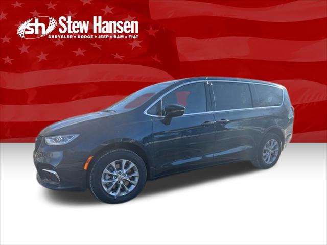 2025 Chrysler Pacifica PACIFICA SELECT AWD