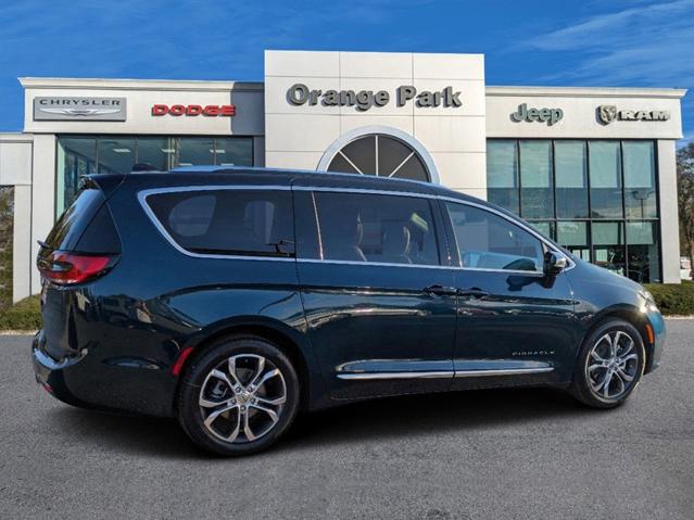 2025 Chrysler Pacifica PACIFICA PINNACLE