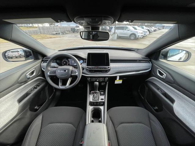 2025 Jeep Compass COMPASS SPORT 4X4