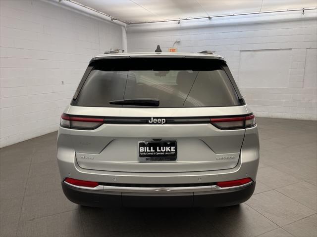2025 Jeep Grand Cherokee GRAND CHEROKEE LAREDO 4X4