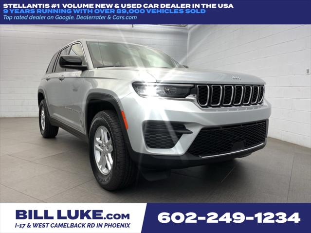 2025 Jeep Grand Cherokee GRAND CHEROKEE LAREDO 4X4