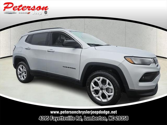 2025 Jeep Compass COMPASS LATITUDE 4X4