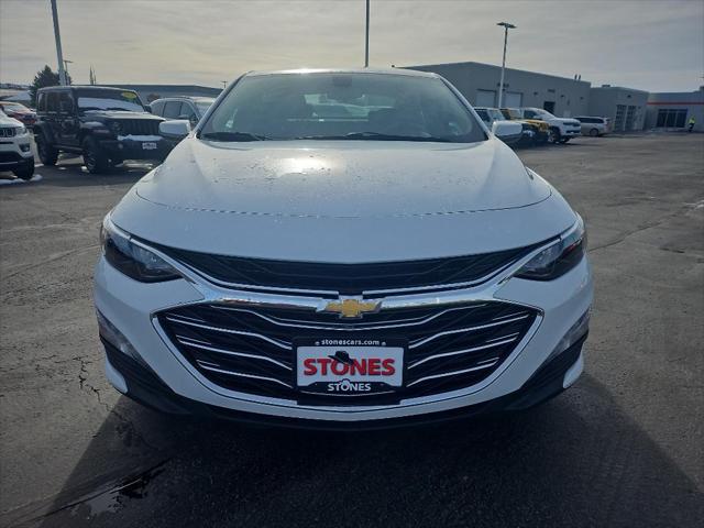 2022 Chevrolet Malibu FWD LT