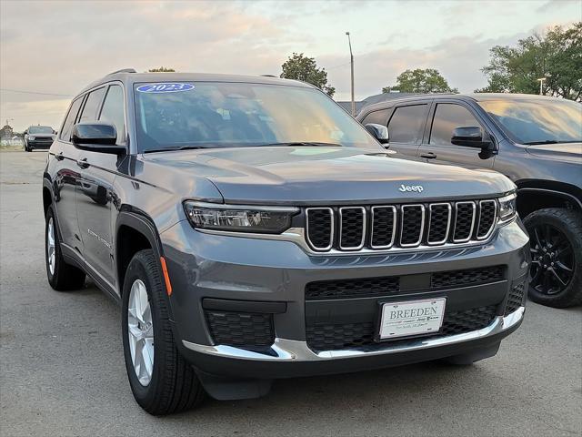 2023 Jeep Grand Cherokee L Laredo 4x4