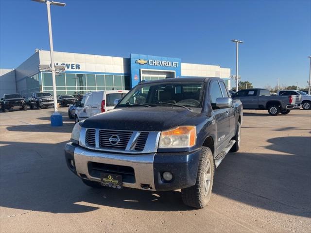 2011 Nissan Titan SV