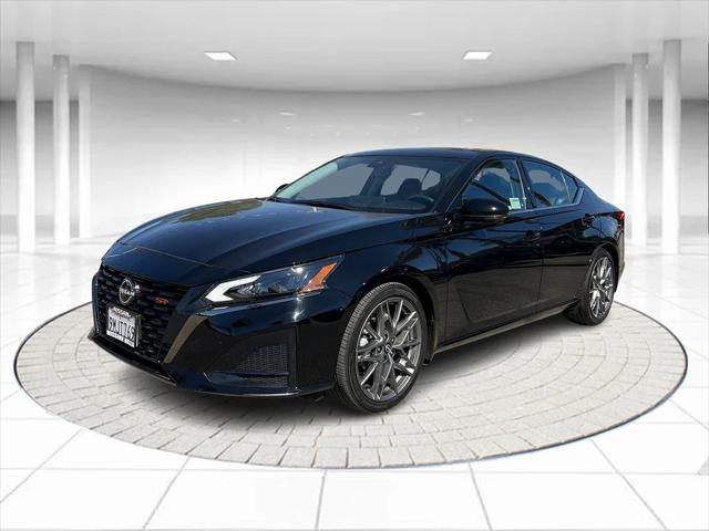 2024 Nissan Altima SR VC-Turbo FWD