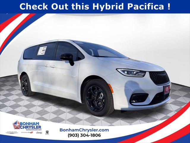 2024 Chrysler Pacifica Hybrid PACIFICA PLUG-IN HYBRID S APPEARANCE