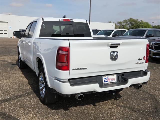 2022 RAM 1500 Laramie Crew Cab 4x4 64 Box