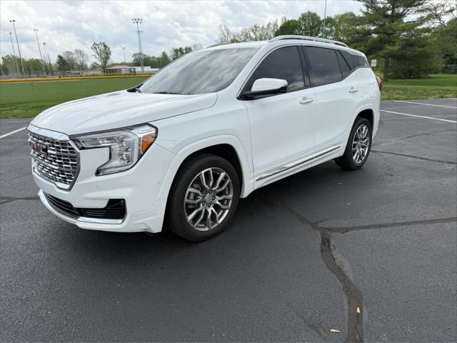 2023 GMC Terrain AWD Denali