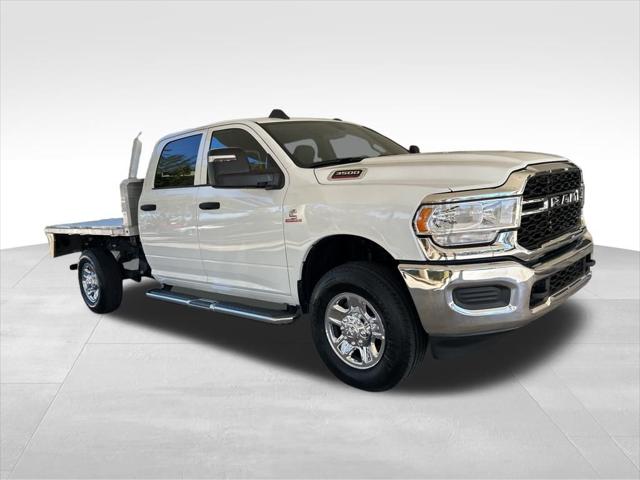 2024 RAM Ram 3500 RAM 3500 TRADESMAN CREW CAB 4X4 8 BOX