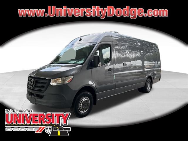 2021 Mercedes-Benz Sprinter 4500 Extended Cargo Van 170 in. WB