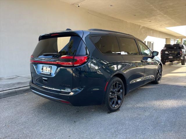 2022 Chrysler Pacifica Limited