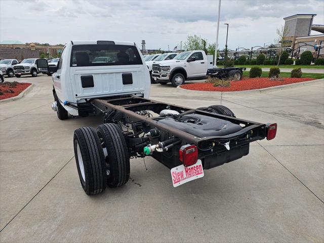 2024 RAM Ram 3500 Chassis Cab RAM 3500 TRADESMAN CHASSIS REGULAR CAB 4X2 84 CA