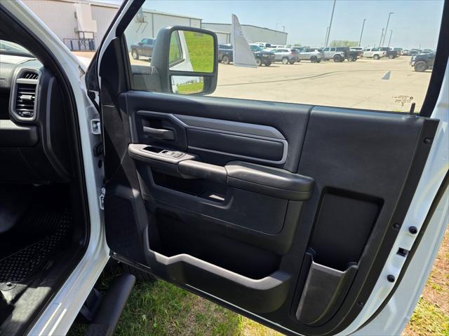 2024 Ram 5500 Tradesman/SLT