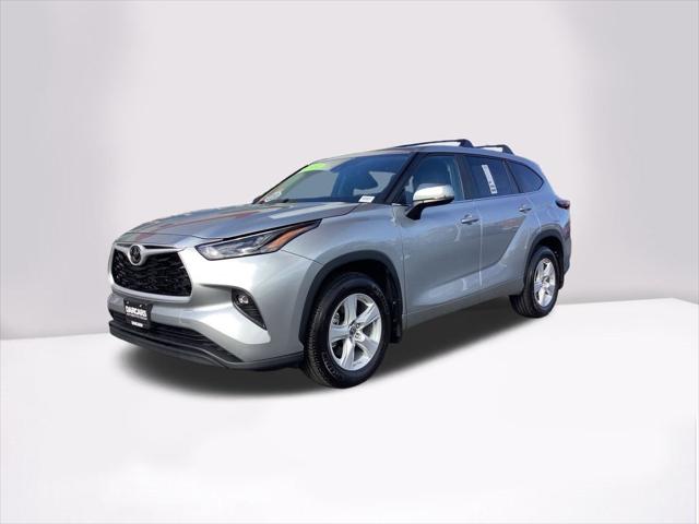 2024 Toyota Highlander LE