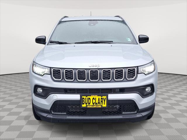 2025 Jeep Compass COMPASS LATITUDE 4X4