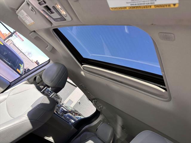 2021 Toyota Sienna XLE [11]