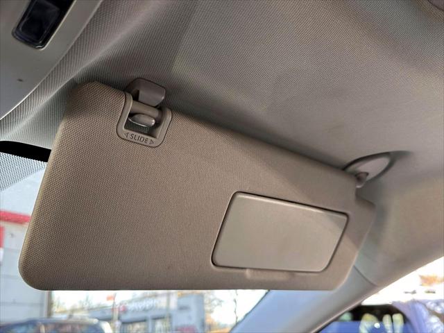 2021 Toyota Sienna XLE [28]