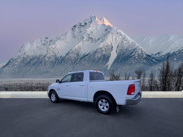 2021 RAM 1500 Classic SLT Crew Cab 4x4 57 Box