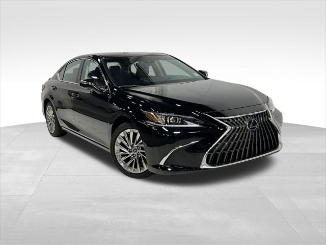 2022 Lexus ES 300h