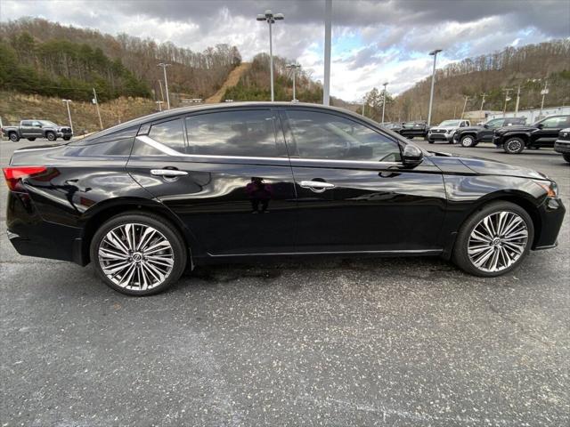 Used 2023 Nissan Altima SL with VIN 1N4BL4EW2PN354612 for sale in Pikeville, KY