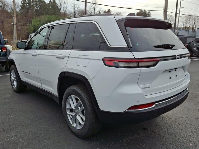 2025 Jeep Grand Cherokee GRAND CHEROKEE LAREDO X 4X4