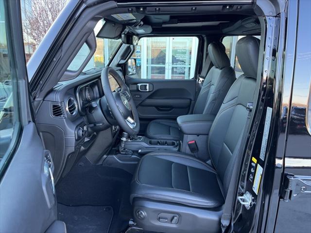 2025 Jeep Wrangler WRANGLER 4-DOOR SAHARA