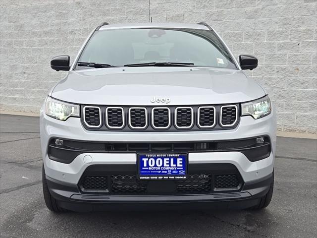 2025 Jeep Compass COMPASS LATITUDE 4X4