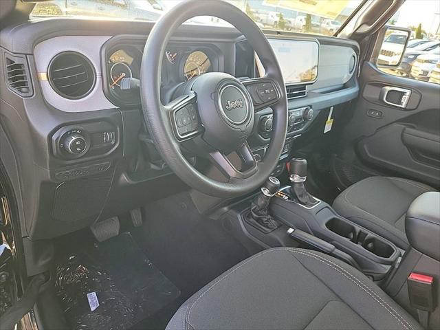2025 Jeep Gladiator GLADIATOR NIGHTHAWK 4X4