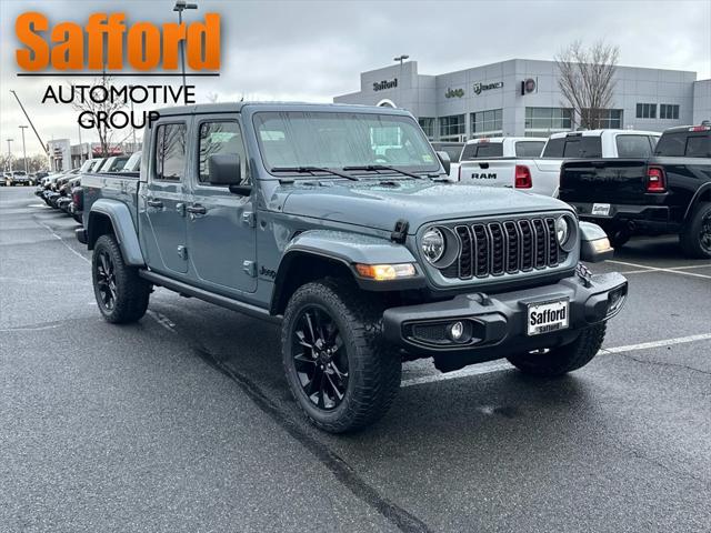 2025 Jeep Gladiator GLADIATOR NIGHTHAWK 4X4