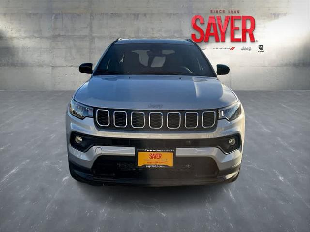 2025 Jeep Compass COMPASS LATITUDE 4X4