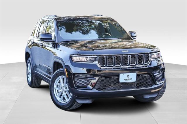 2025 Jeep Grand Cherokee GRAND CHEROKEE LAREDO X 4X4