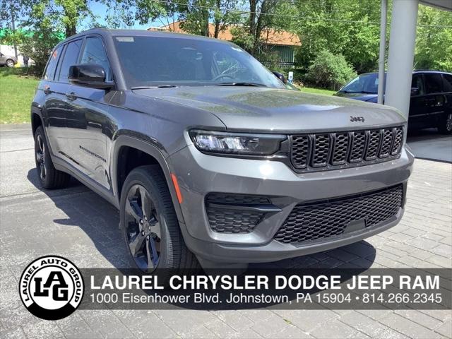 2025 Jeep Grand Cherokee GRAND CHEROKEE ALTITUDE 4X4