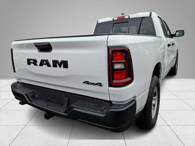 2025 RAM Ram 1500 RAM 1500 TRADESMAN QUAD CAB 4X4 64 BOX