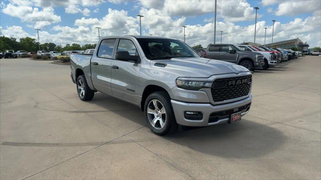 2025 RAM Ram 1500 RAM 1500 TRADESMAN CREW CAB 4X2 57 BOX