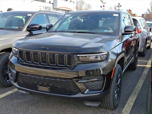 2025 Jeep Grand Cherokee GRAND CHEROKEE ALTITUDE 4X4