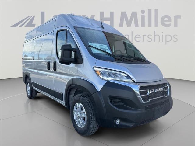 2025 Ram ProMaster Cargo Van SLT High Roof 136 WB