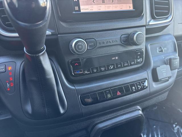 2025 Ram ProMaster Cargo Van SLT High Roof 136 WB