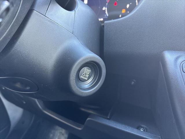 2025 Ram ProMaster Cargo Van SLT High Roof 136 WB