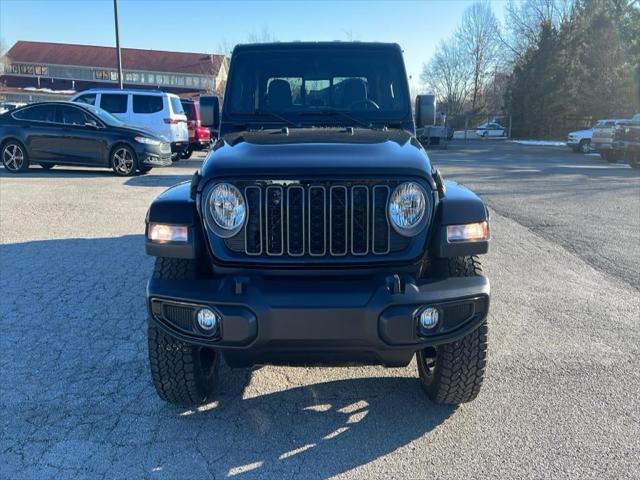 2025 Jeep Gladiator GLADIATOR NIGHTHAWK 4X4