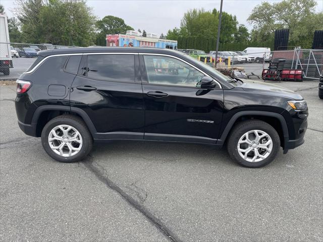 2025 Jeep Compass COMPASS SPORT 4X4