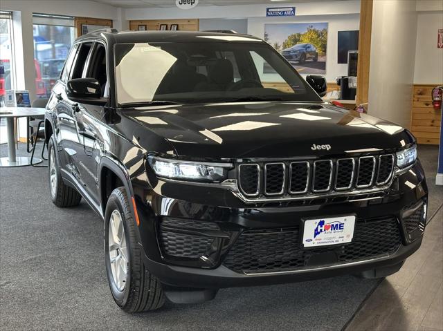 2025 Jeep Grand Cherokee GRAND CHEROKEE LAREDO X 4X4