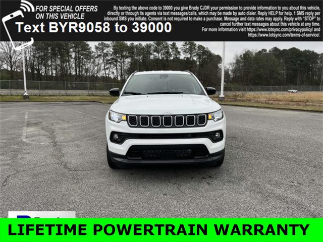 2025 Jeep Compass COMPASS LATITUDE 4X4