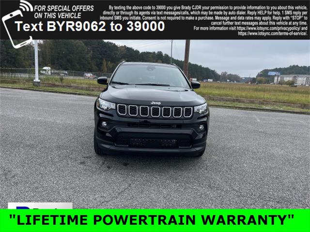 2025 Jeep Compass COMPASS LATITUDE 4X4