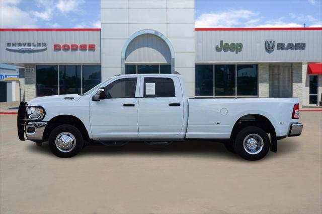 2024 RAM 3500 Tradesman Crew Cab 4x4 8 Box