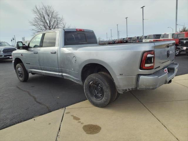 2024 RAM Ram 3500 RAM 3500 LARAMIE CREW CAB 4X4 8 BOX